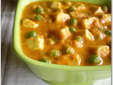Mutter Paneer Masala / Paneer Peas Masala | Side dish for chapati