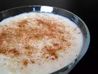 Turkish rice pudding (sutlac) recipe: classic dessert idea