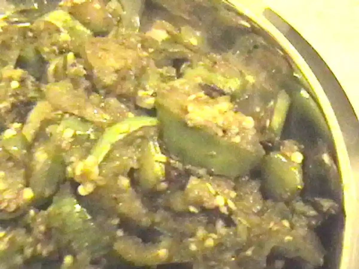 Mysore Badnekai -Kothambari Palya/Green eggplant-Coriender Palya - photo 2