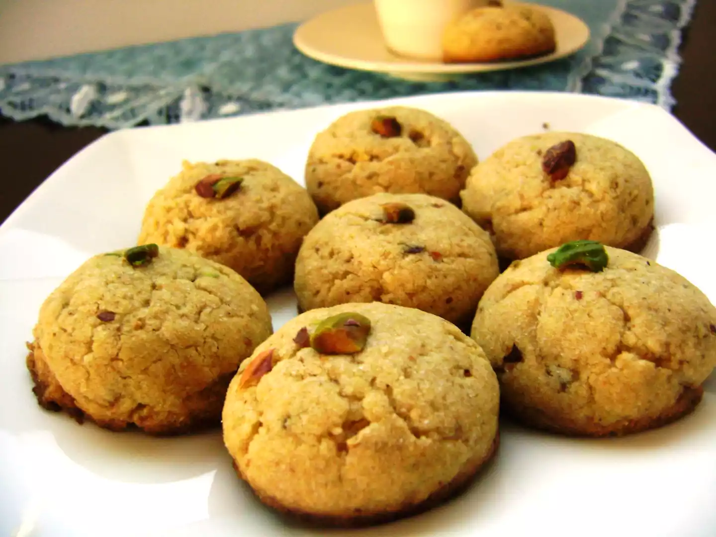 Naankhatai (cardamom flavoured indian cookies)