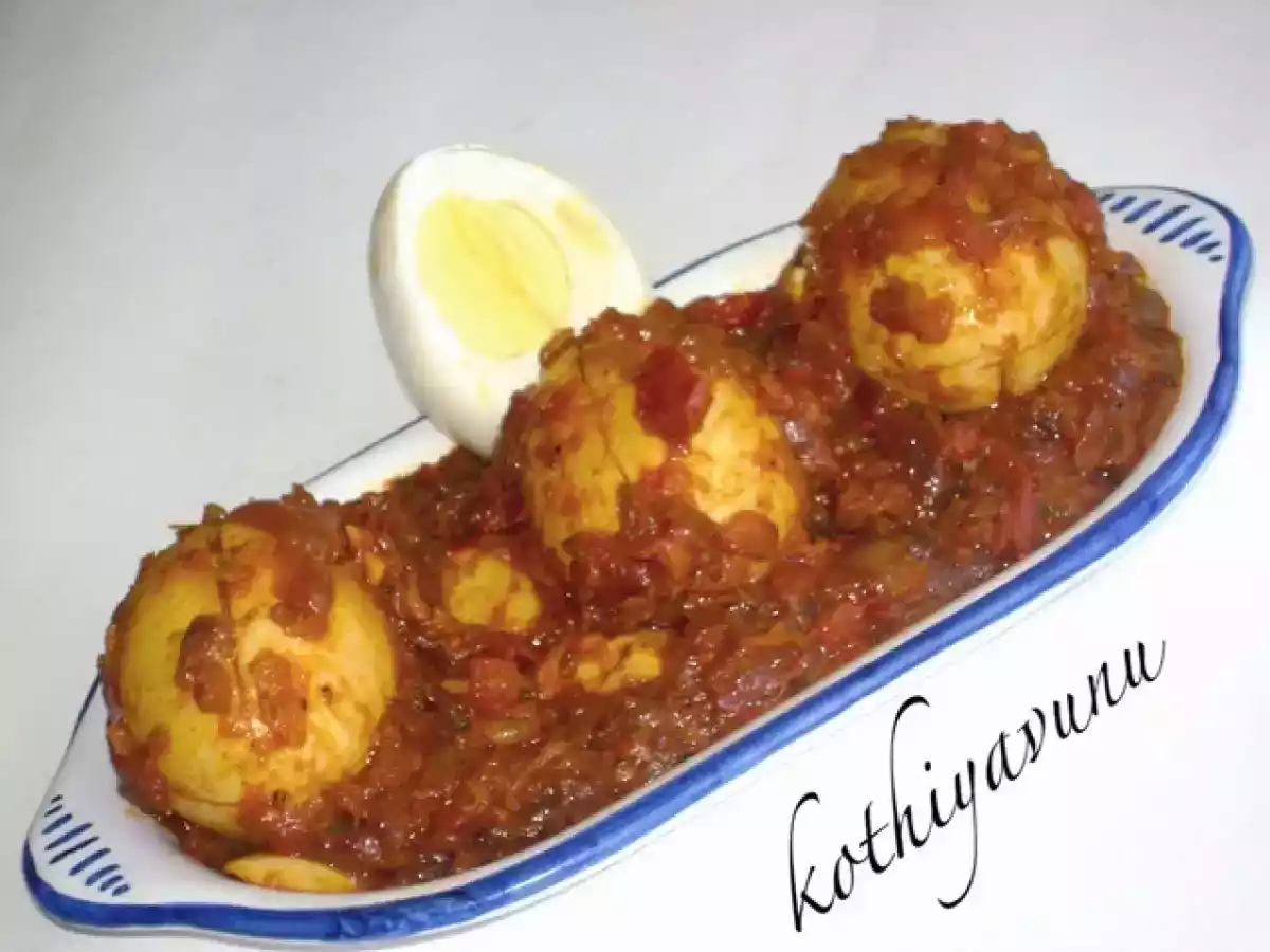 Nadan Mutta Roast /Kerala Style Egg Roast /Dry Egg Curry