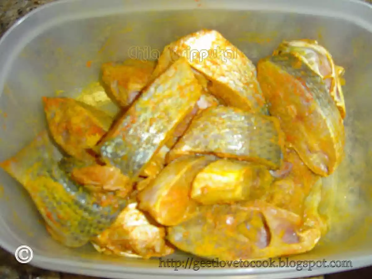 Nadan Varutharacha Meen Koottan (Kerala Style Fish Curry) - photo 3