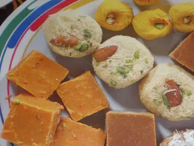 Nagpur Ka Santra ( Orange ) Barfi & Kayani Bakery's Shrewsbury Biscuit