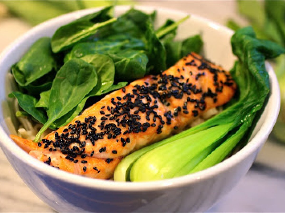 Narita Teriyaki Salmon Soba Soup - photo 2