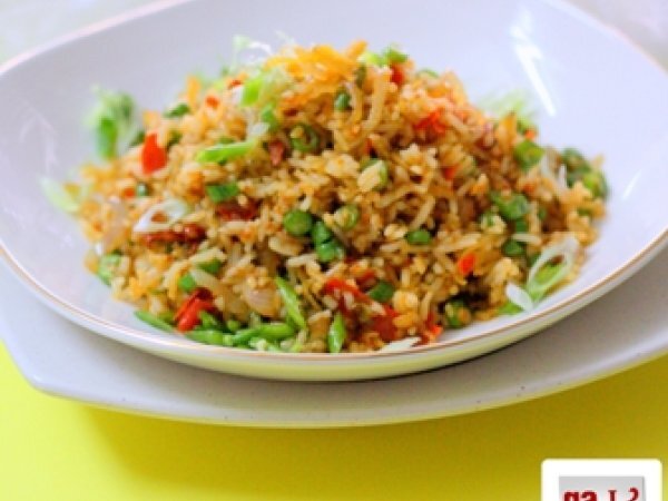 Nasi Goreng Belacan Ikan Bilis (Shrimp Paste Anchovies Fried Rice)