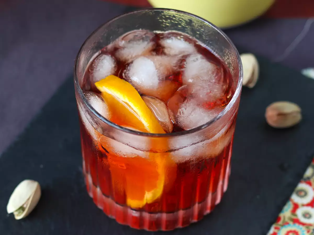 Negroni: The Right Measurements for Making It at Home - photo 4