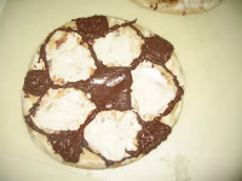 No Bake Chocolate-Cream Cheese Soccer Pizza - photo 2