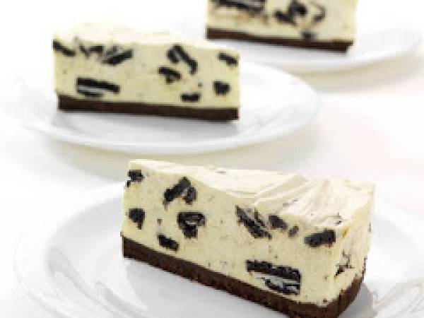 No Bake Oreo Cheesecake - A Classic Twist