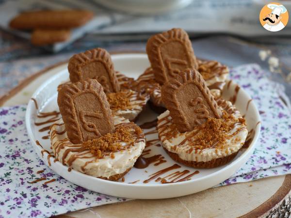 No-bake speculoos cheesecakes