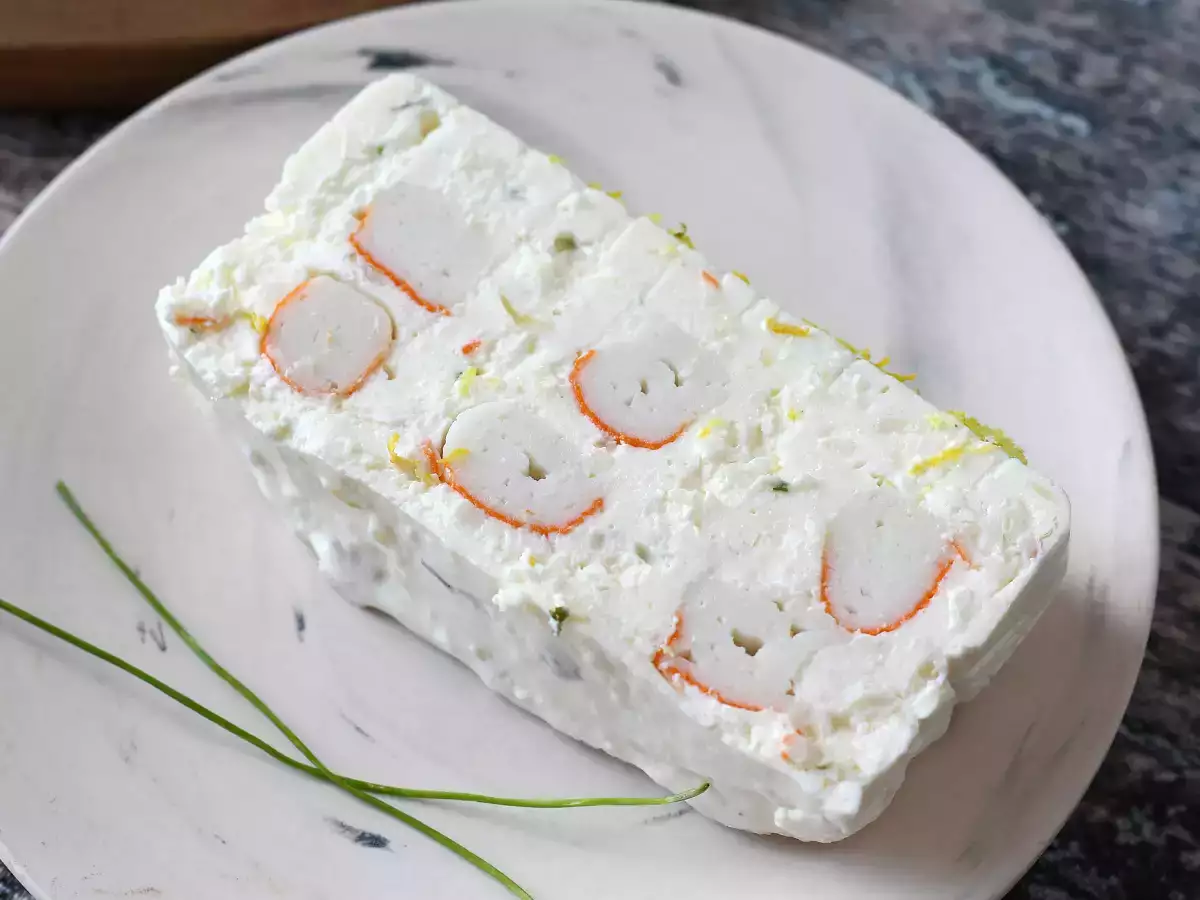 No-bake surimi terrine: an easy cold appetizer perfect for summer - photo 2