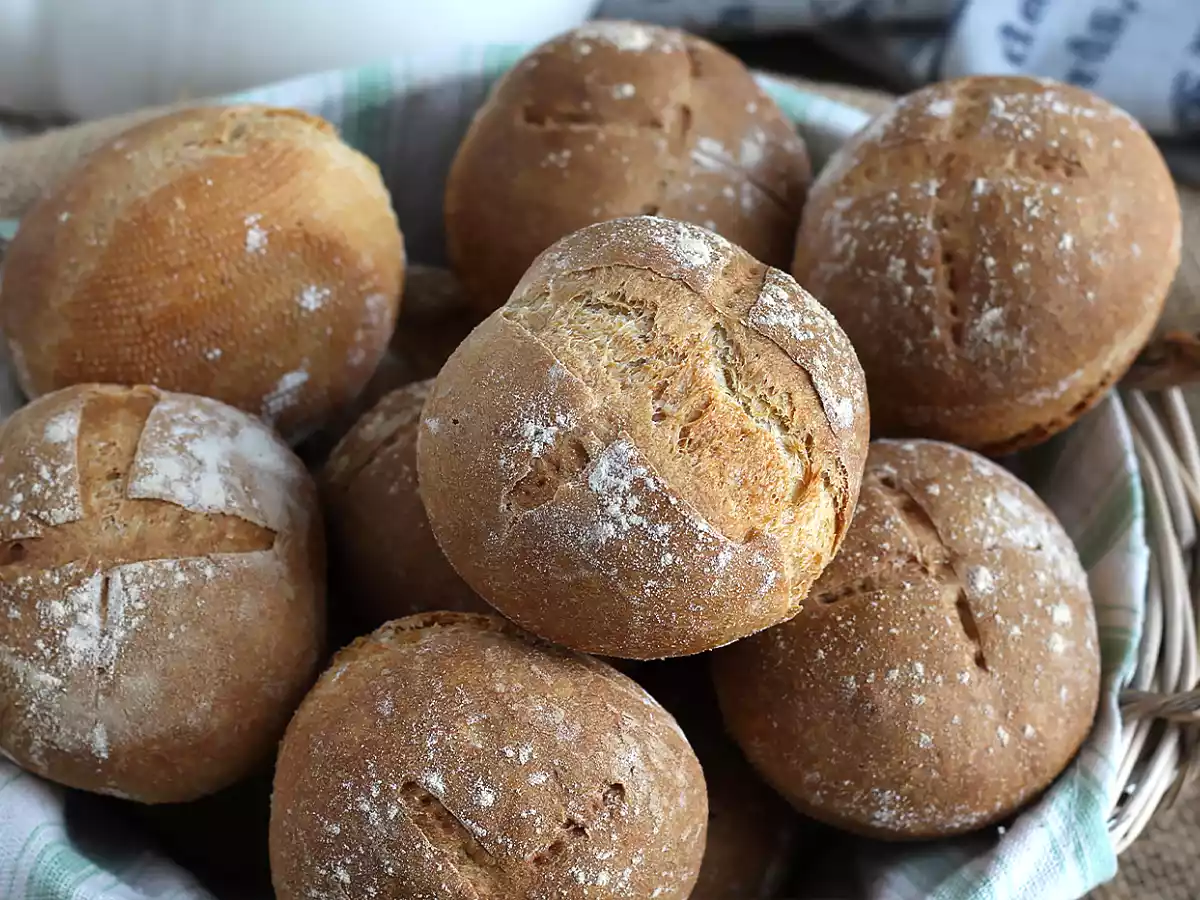 No knead mini breads - crispy and soft result! - photo 6