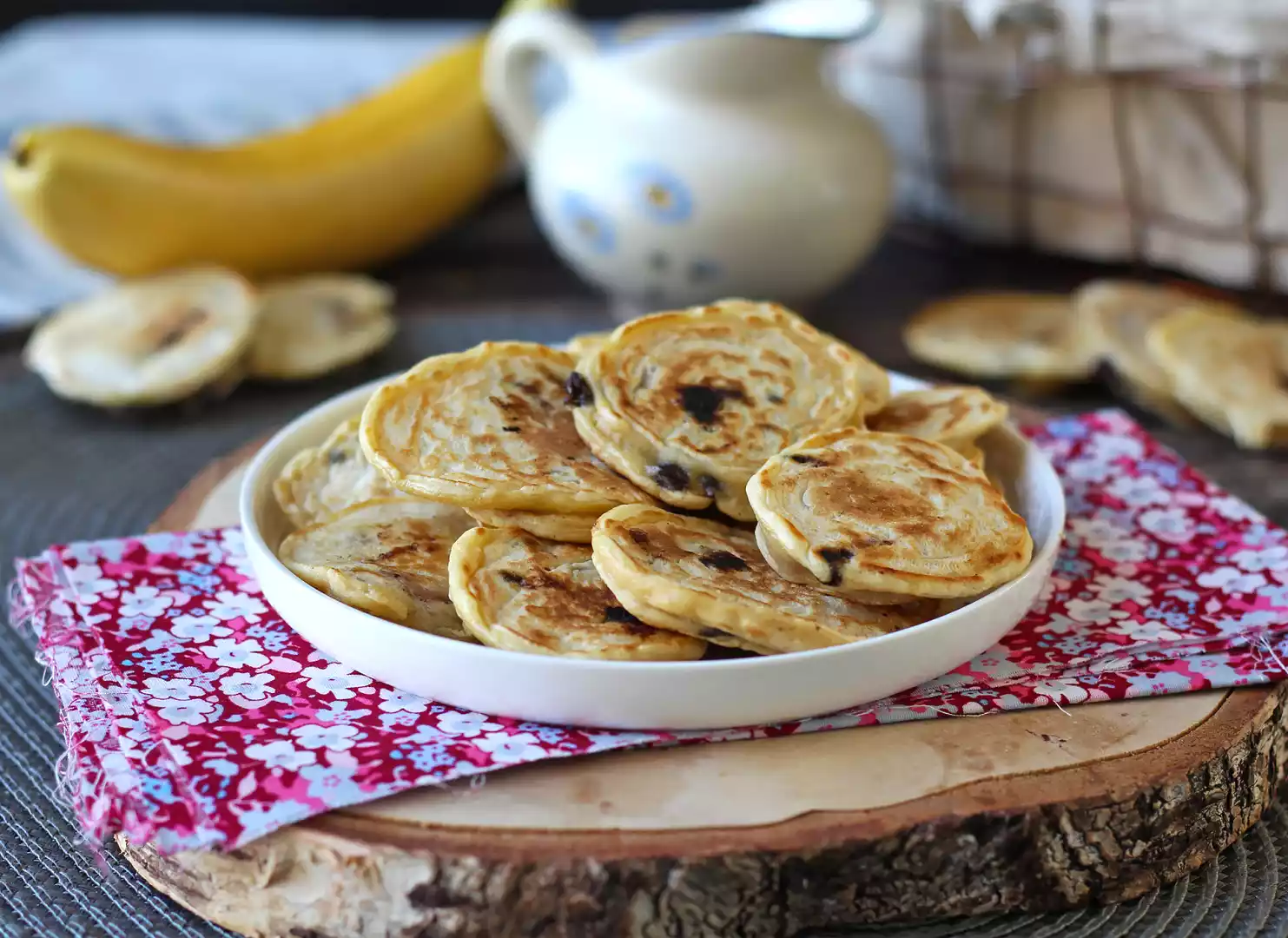 No-sugar-added banana pancakes recipe for breakfast
