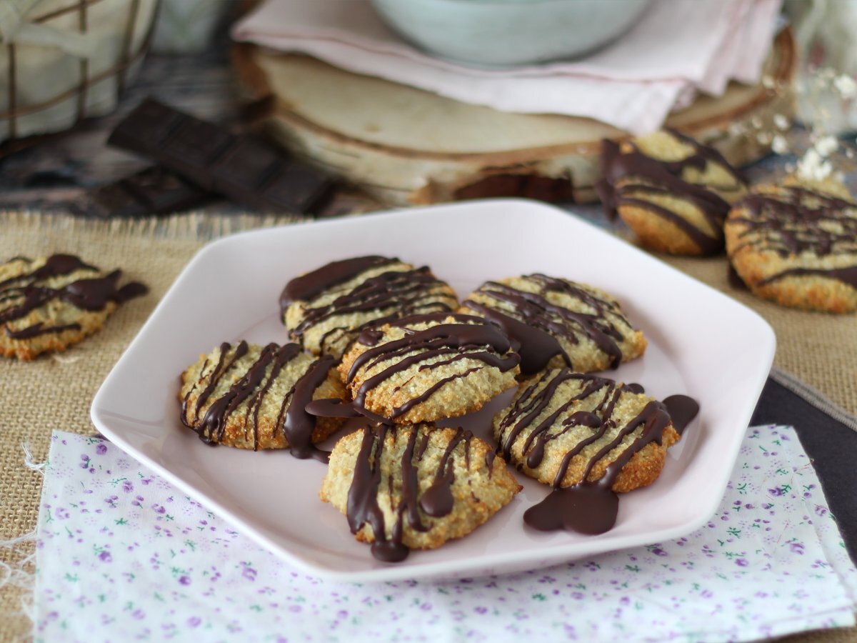 Oat okara cookies with chocolate - photo 5