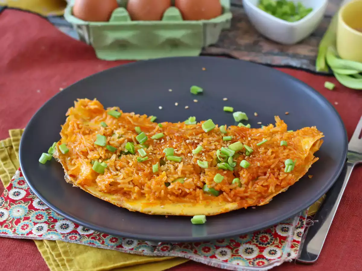 Omelette with crispy rice and edamame, a quick, spicy, zero-waste meal! - photo 3
