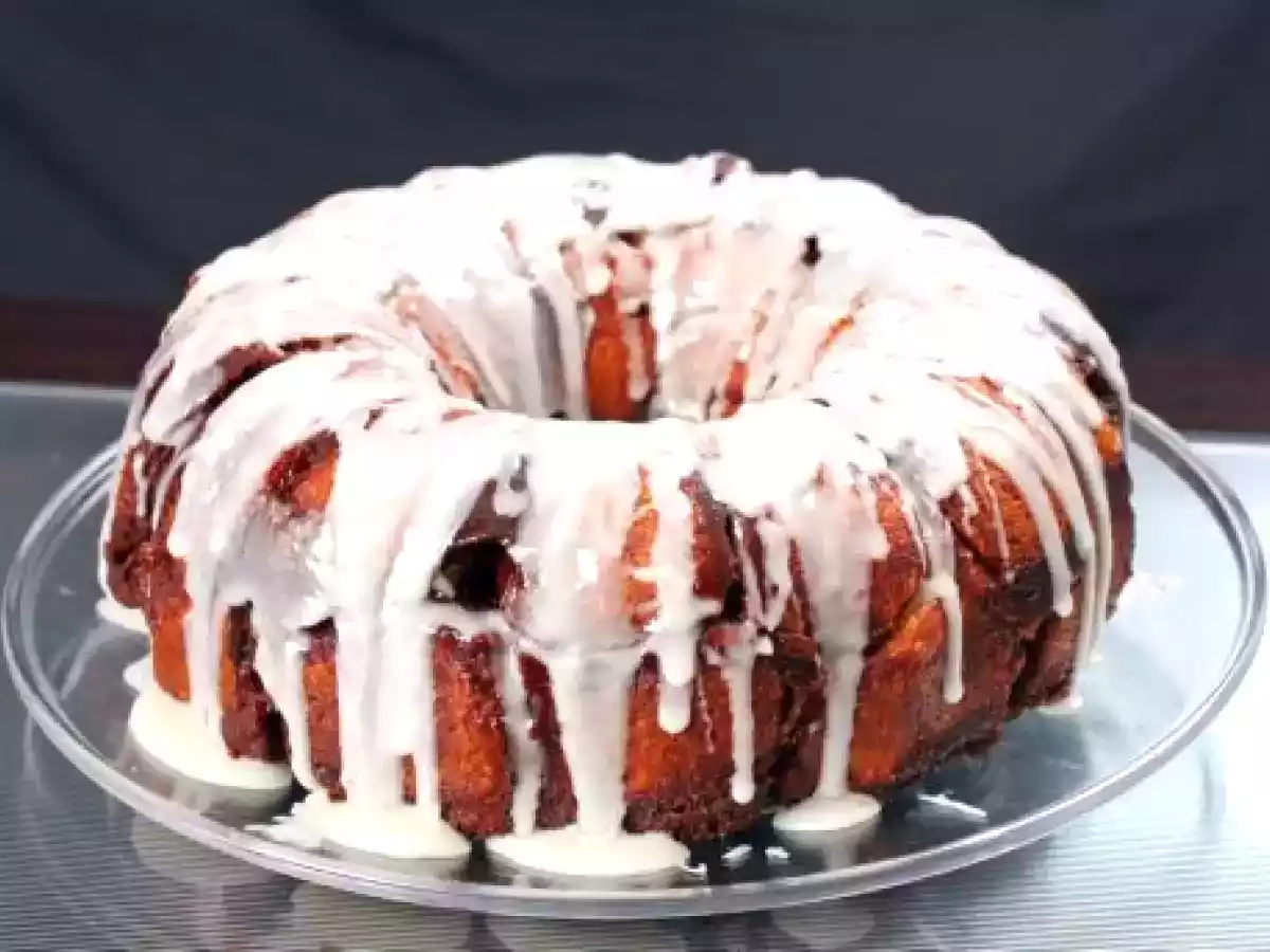 OMG Cinnamon Roll Cake - photo 2