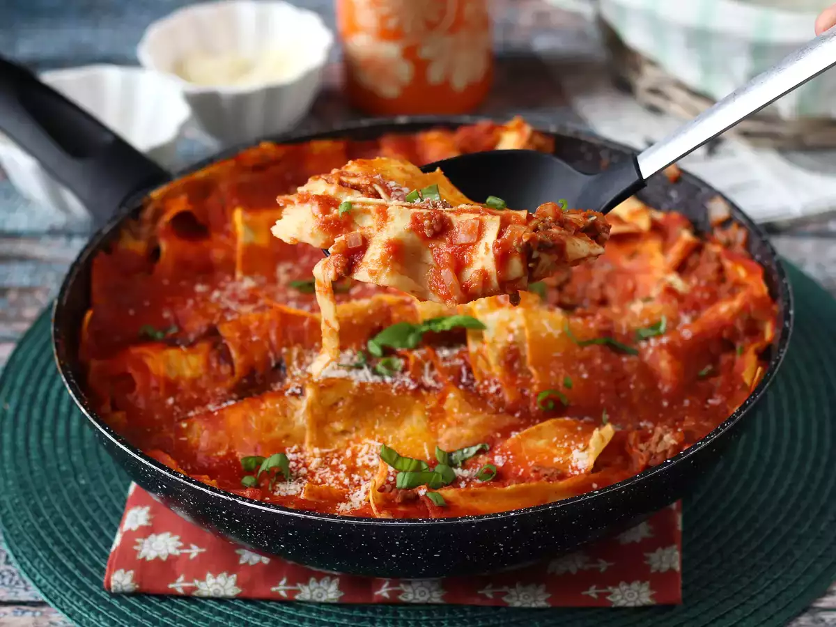 One-Pot Lasagna Bolognese - photo 3