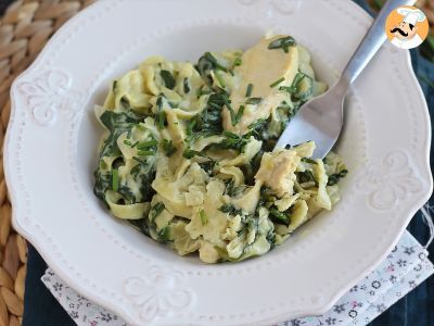 One pot pasta goat cheese, spinach and chicken