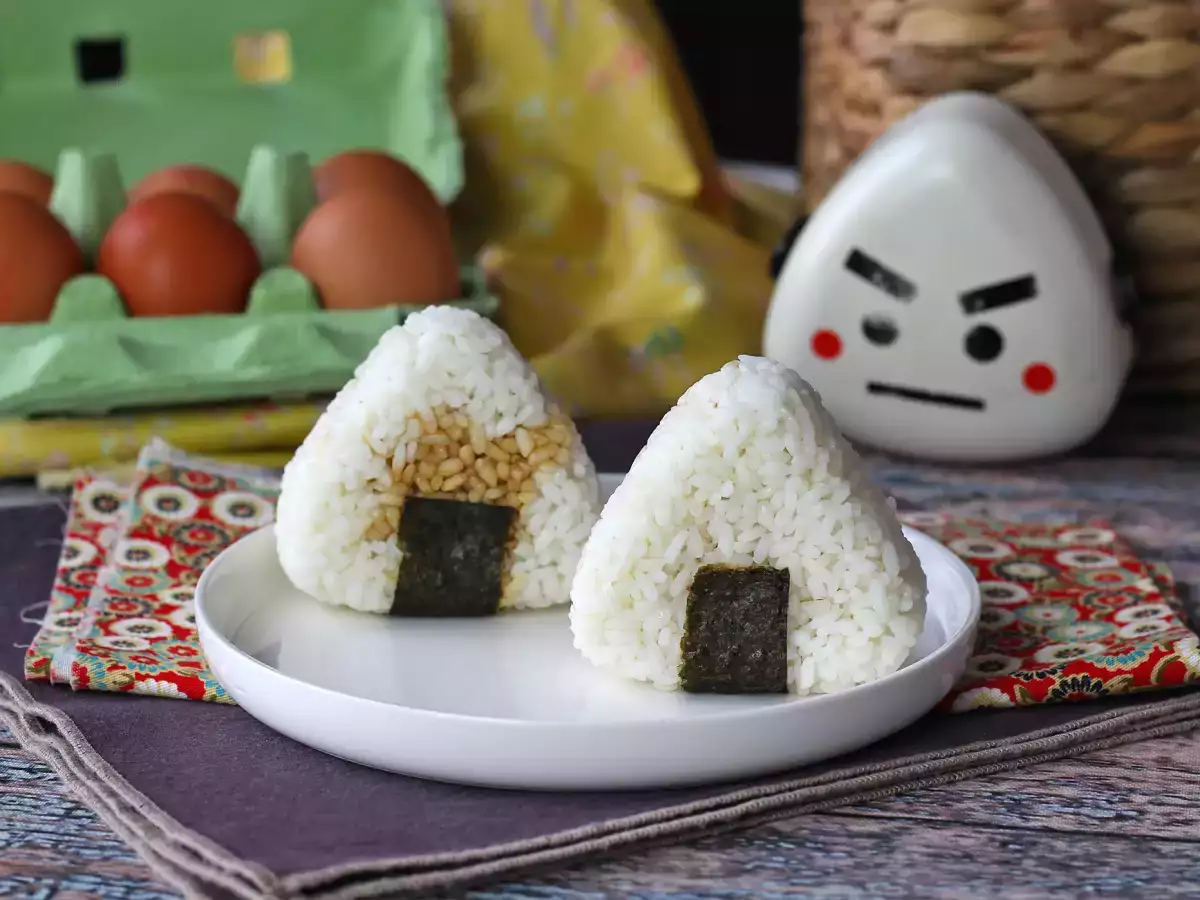 Onigiri with egg yolks cured in soy sauce - photo 7
