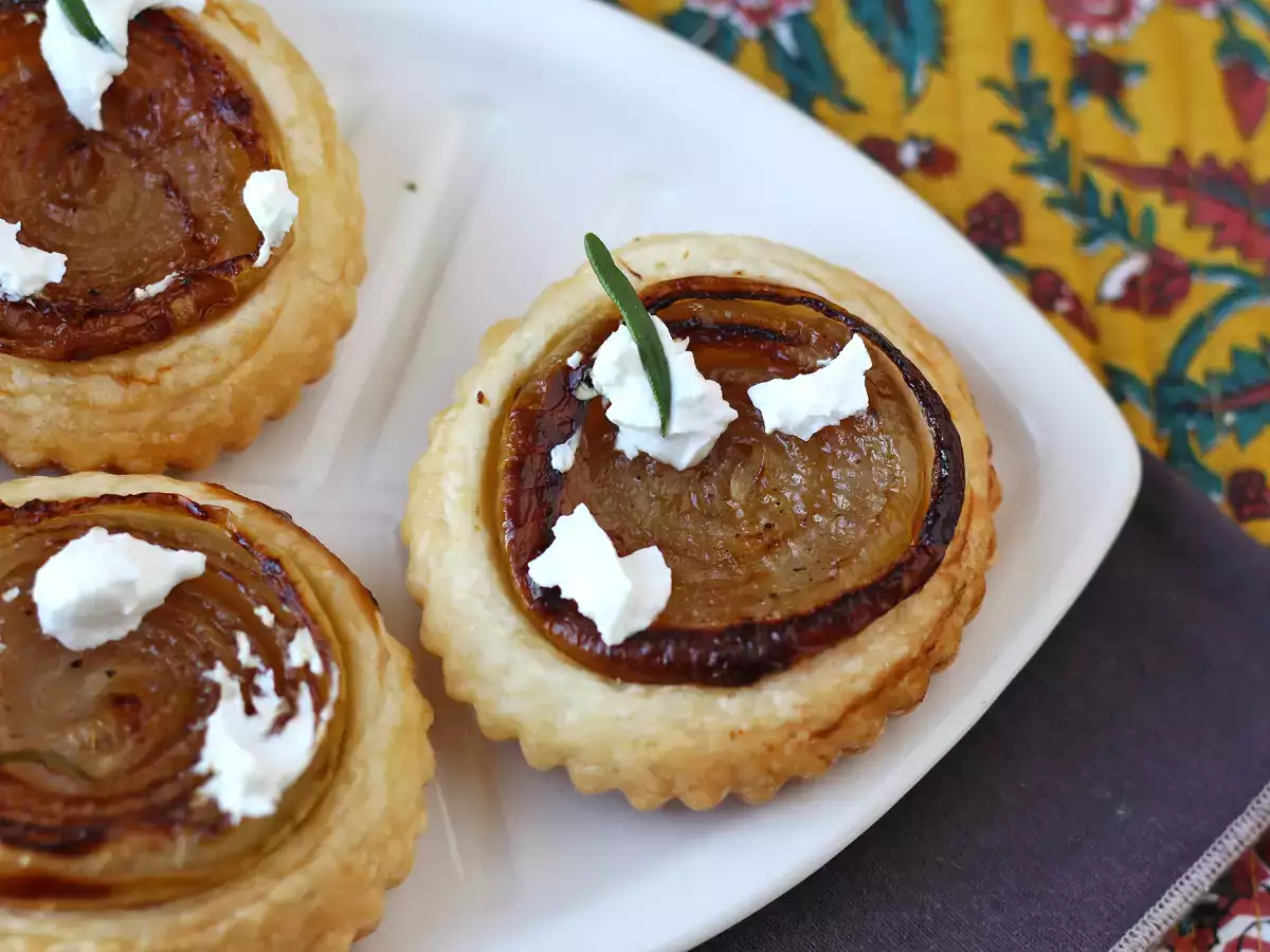 Onion tartlets tatin - photo 3