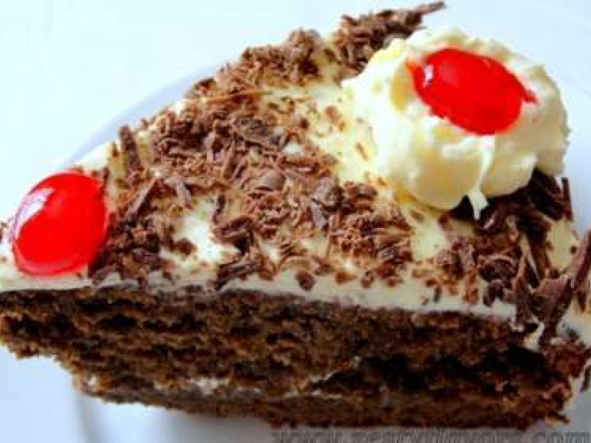 Ooo Gooey- Eggless Black Forest Cake