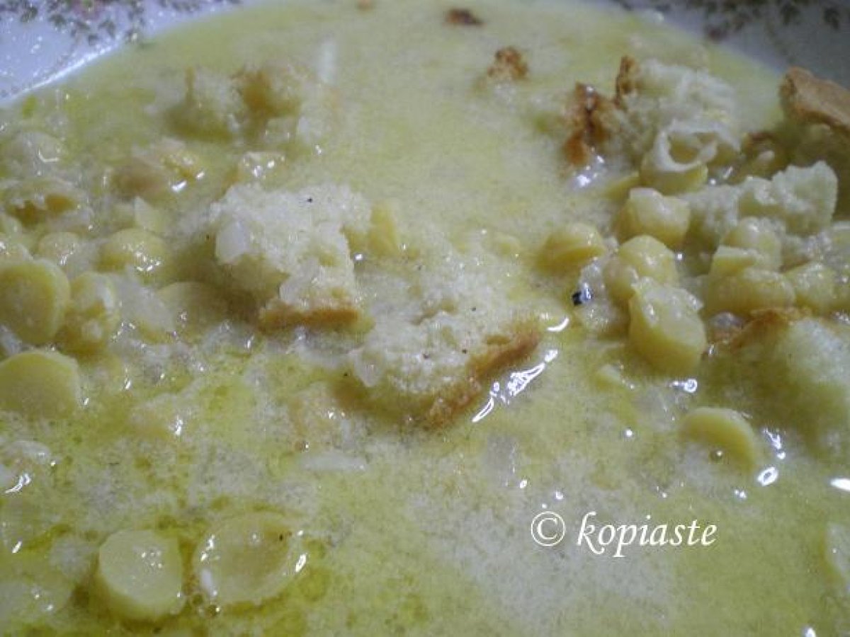 Opaaaa!! Revithosoupa (Greek Chickpea soup)