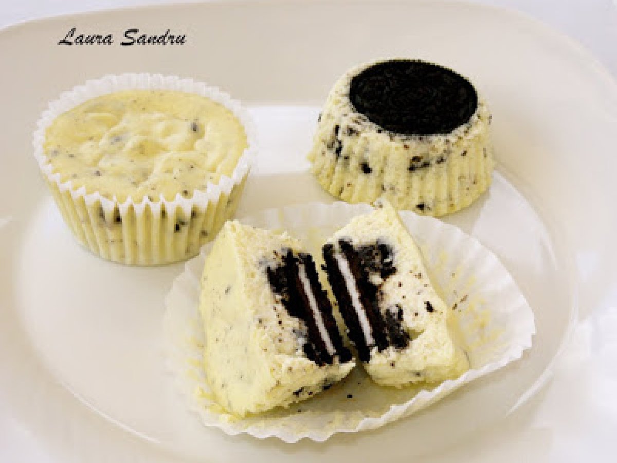 Oreo Cookie Cupcakes