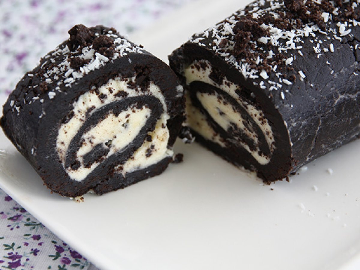 Photo Oreo Swiss Roll Cake Mojokerto