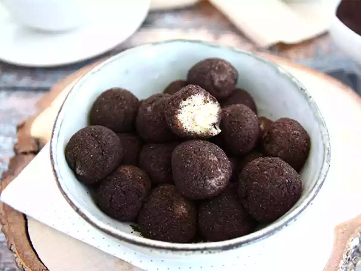 Oreo truffles - 2 ingredient recipe