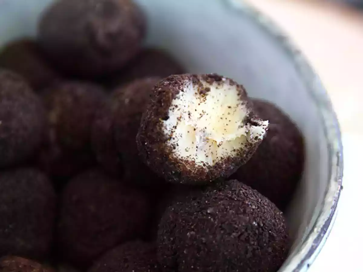 Oreo truffles - 2 ingredient recipe - photo 2