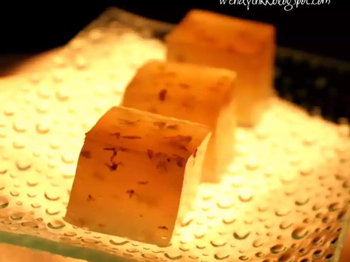Osmanthus Cake