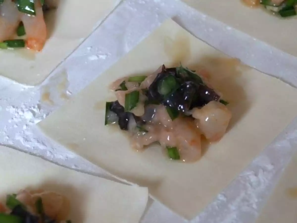 Our Cooking Project #3: Prawn, Pork and Garlic Chive Dumplings - photo 3
