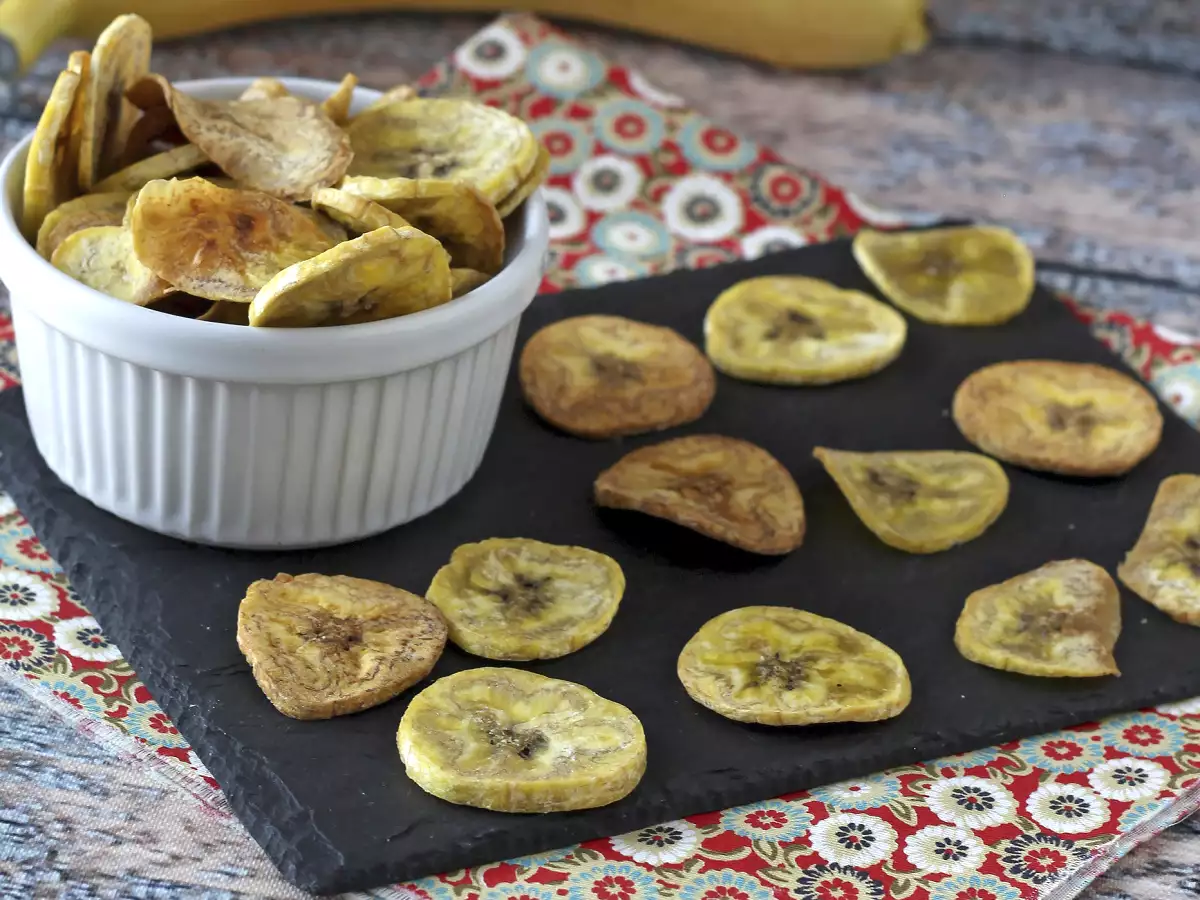 Oven-Baked Plantain Chips - photo 5