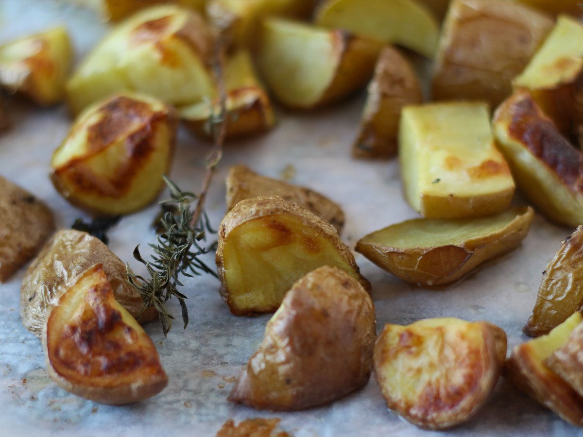 Oven roasted potatoes, the classic recipe - photo 2