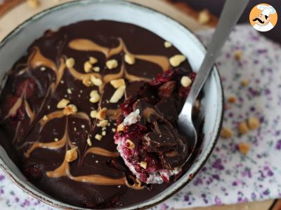 Overnight oat, red berries and chocolate, a healthy and filling breakfast! - photo 2