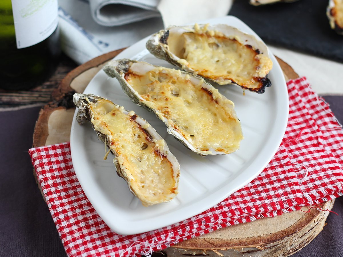 Oysters au gratin