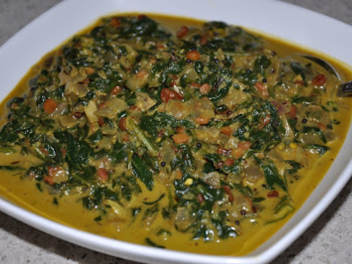 Palakura Vepudu / Palak ki Subzi (Spinach Fry) - photo 2