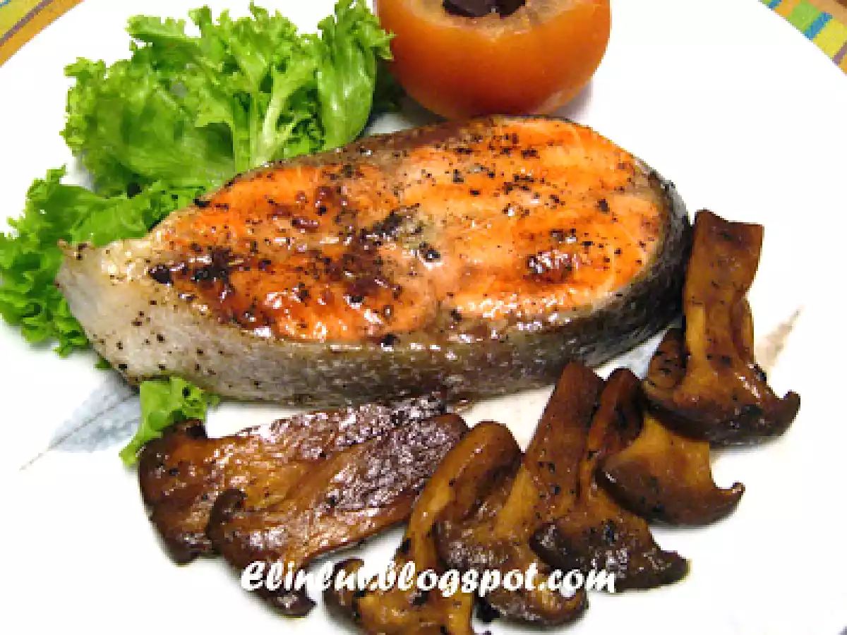 Pan Fried Salmon Steak With Red Wine Sauce