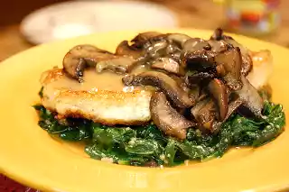 Garlic spinach chicken and mushrooms recipe
