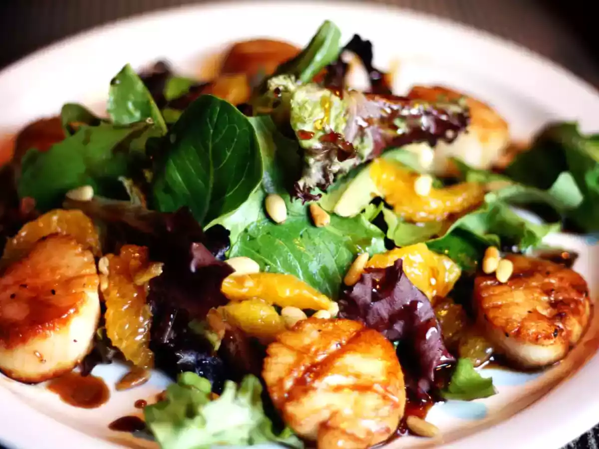 Pan Seared Scallops with a Citrus Balsamic Glaze