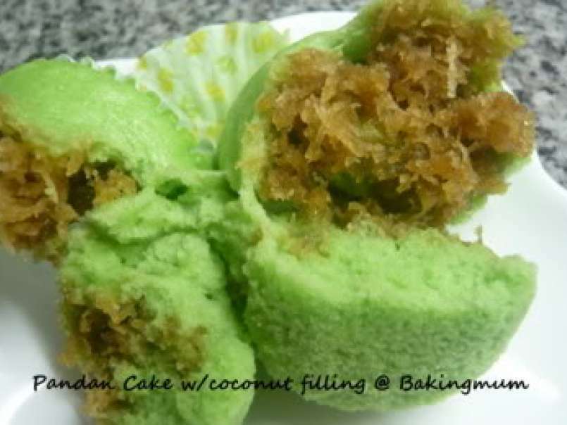 Pandan Cake w/coconut fillings - photo 2