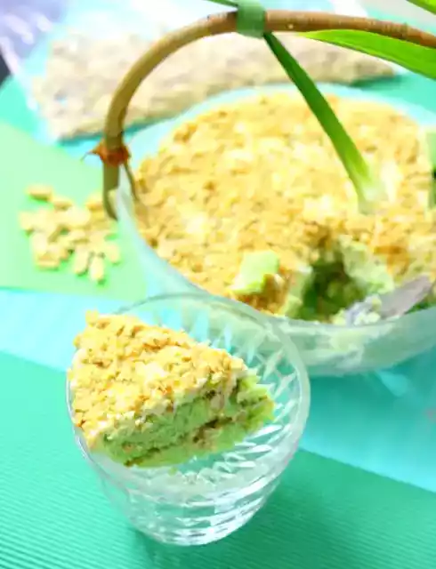 Pandan cheese layered cake