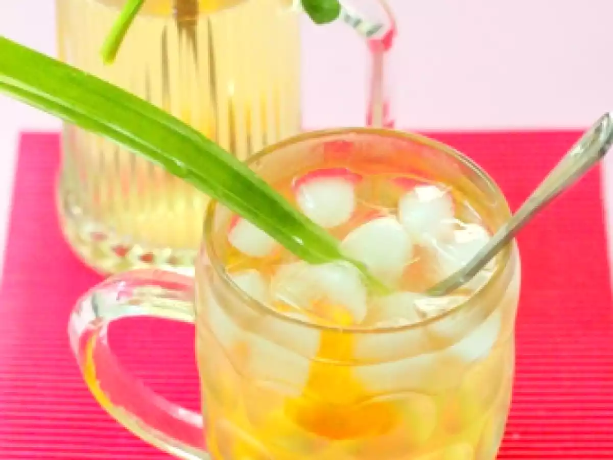 Pandan (Screwpine) Limau Kasturi (Calamansi) Drink