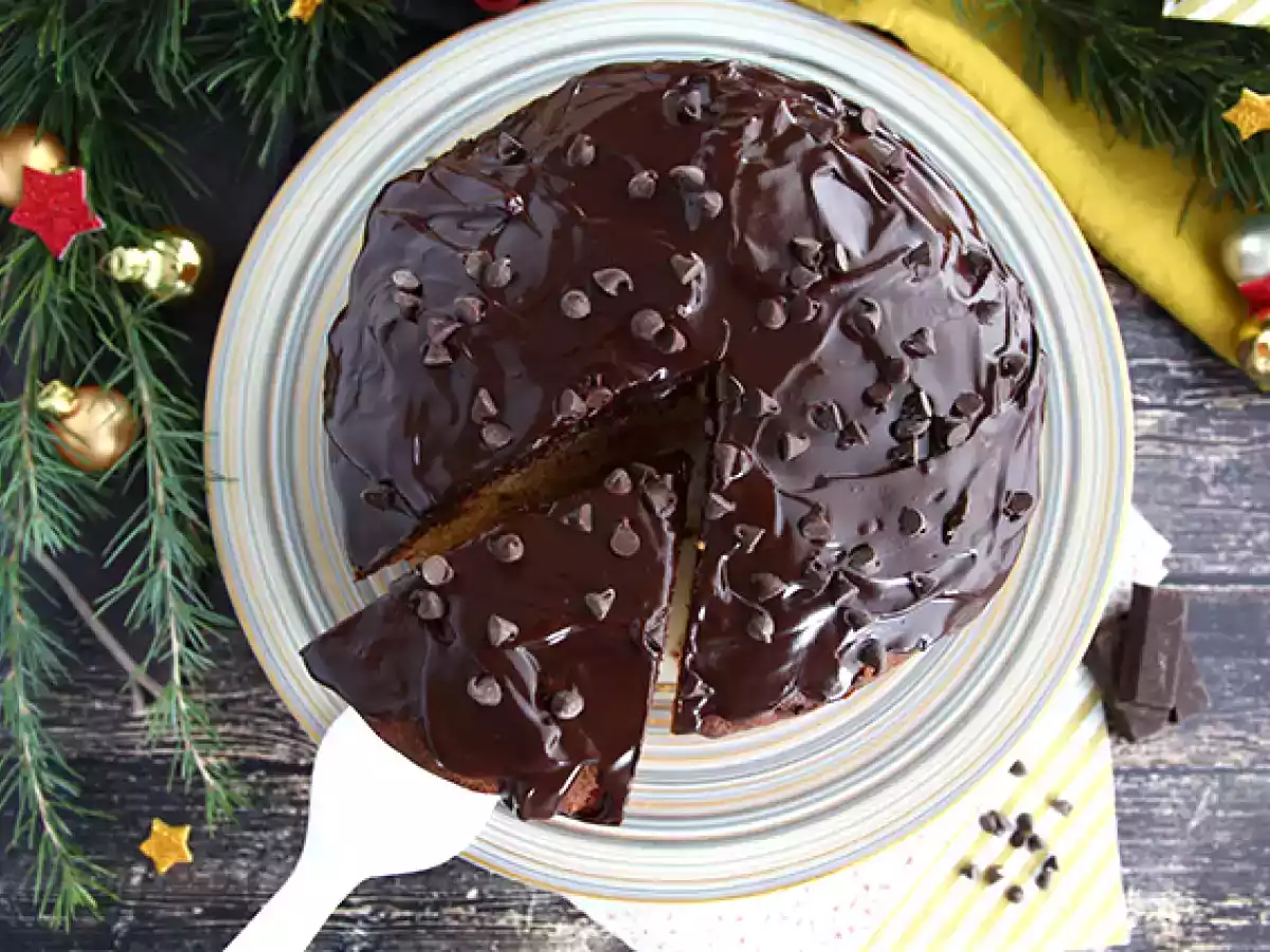 Panettone with chocolate chips (chocottone) - photo 3