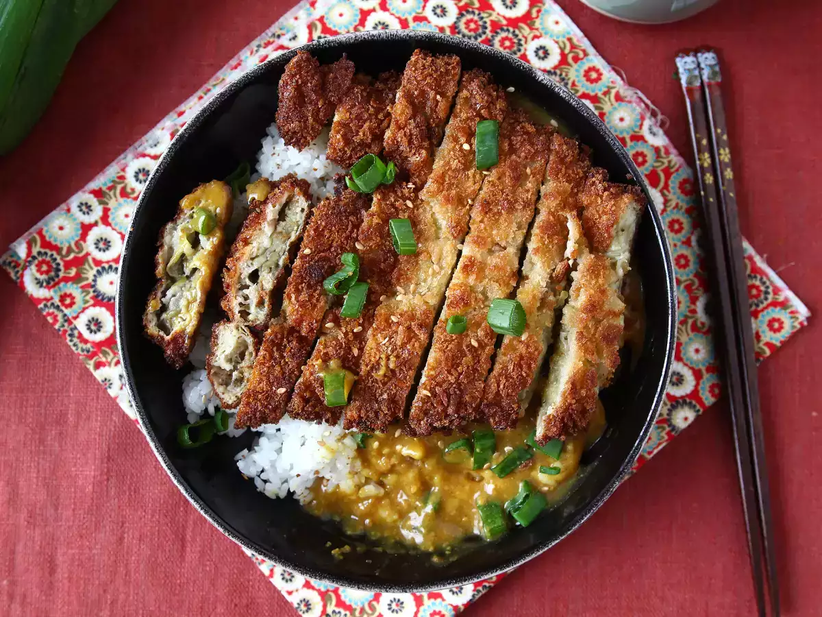 Panko-breaded eggplant, Japanese katsu curry-style (vegetarian) - photo 2