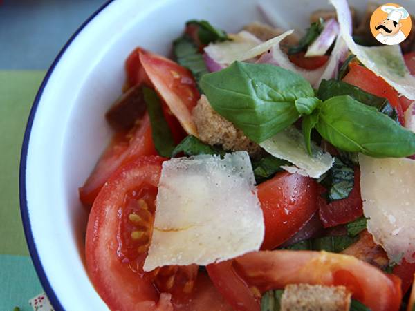 Panzanella salad - italian bread salad - photo 3