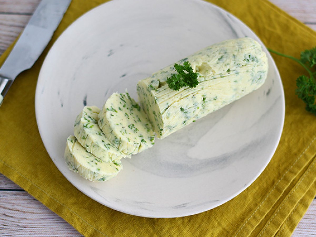 Parsley butter (beurre maître d’hôtel) - photo 2