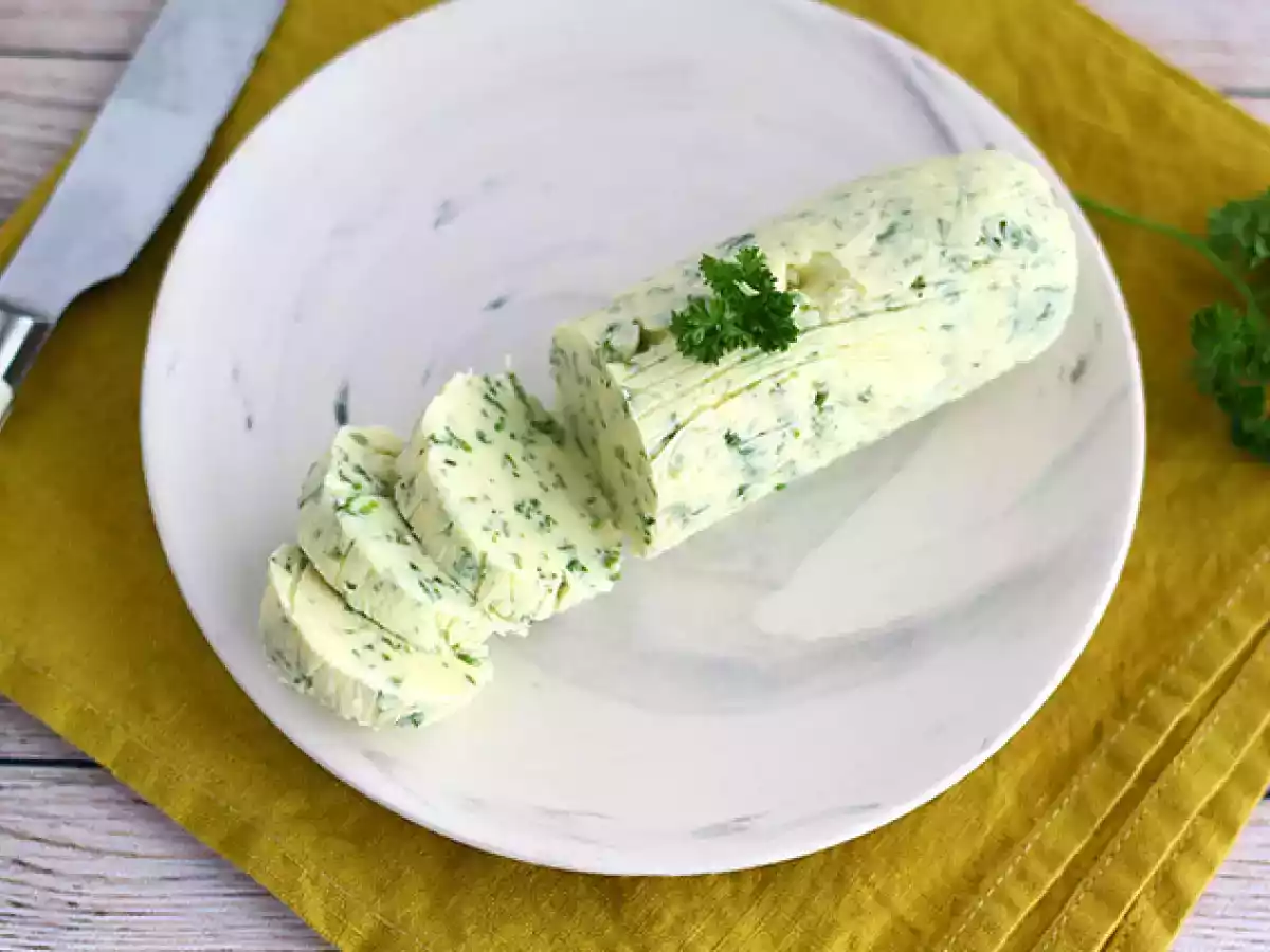 Parsley butter (beurre maître d'hôtel) - simple and quick - photo 2