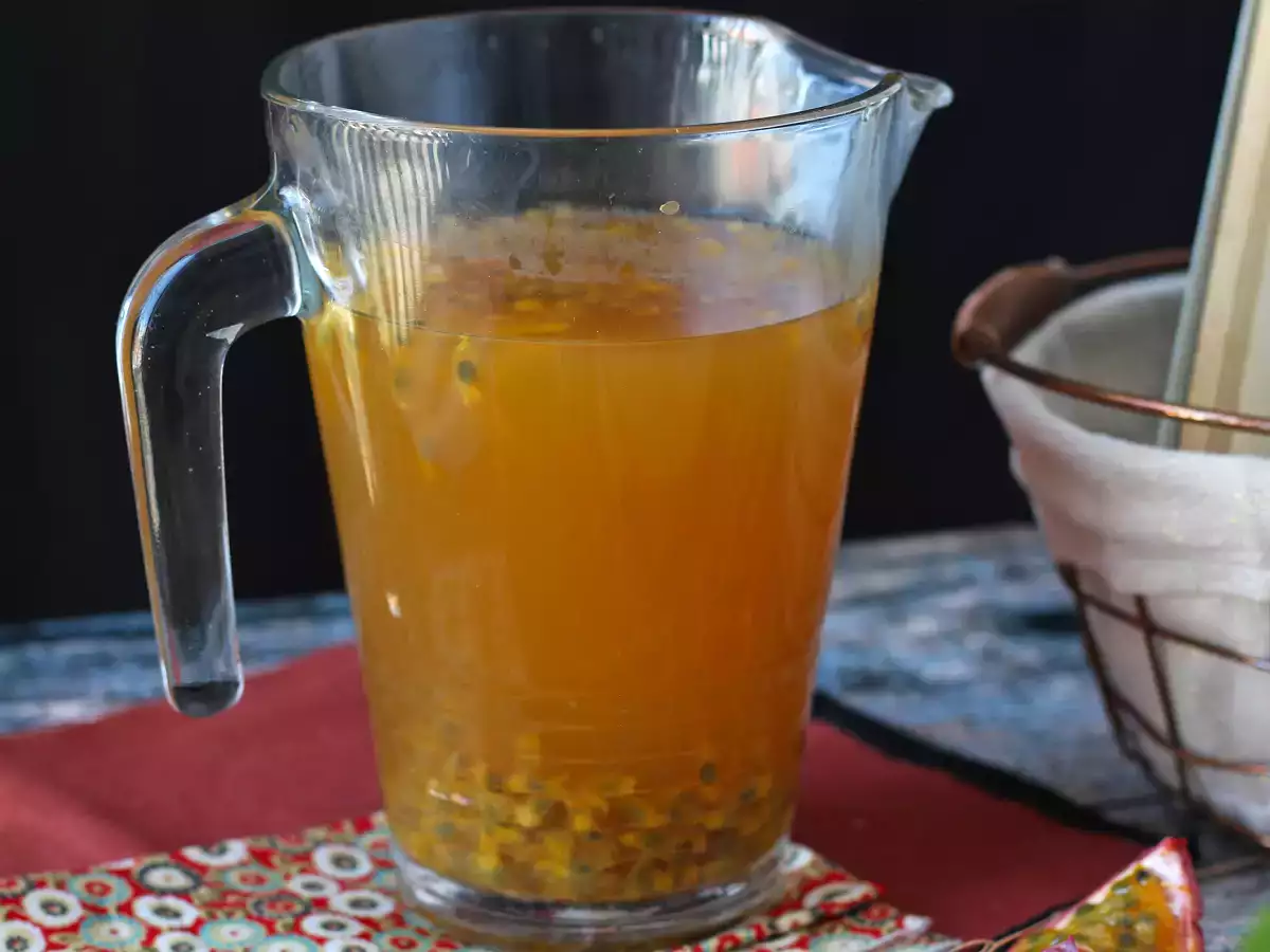 Passion fruit iced tea, the perfect summer drink! - photo 2