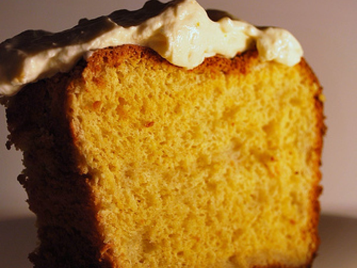 Passover Orange And Apricot Sponge Cake With Citrus Mascarpone Frosting Recipe Petitchef