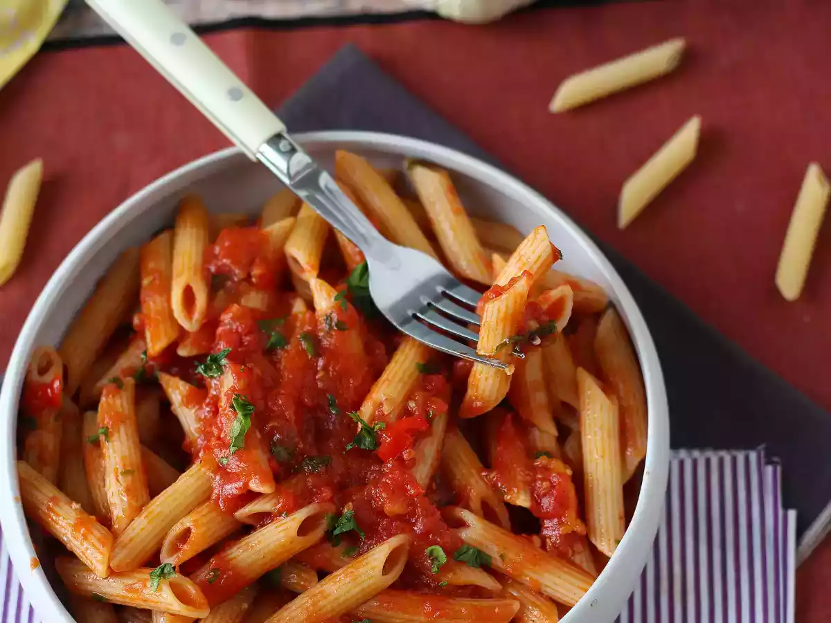 Pasta all'arrabbiata: a heart-warming italian classic! - photo 6